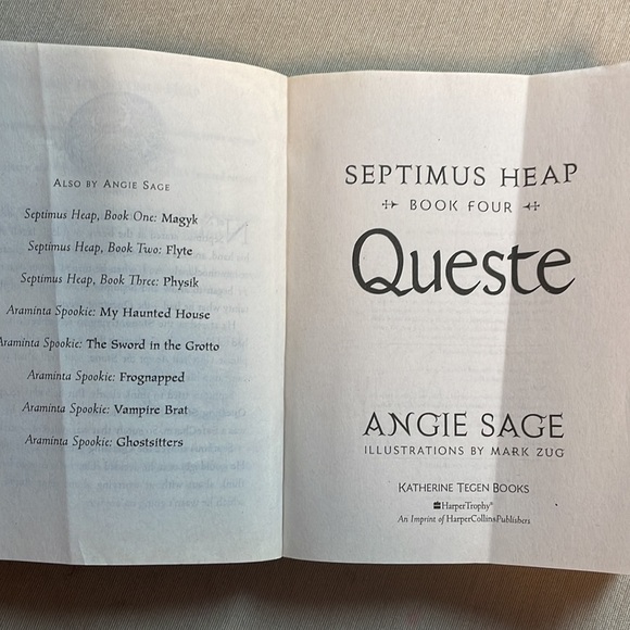 📚2/$6 Queste #4 in the Septimus Heap Series - Picture 8 of 12